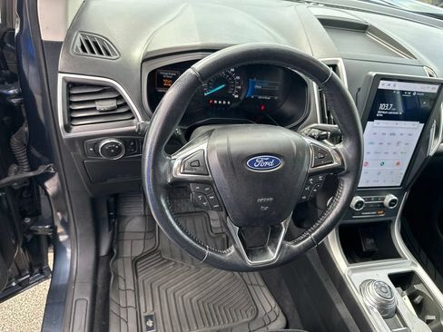 Certified 2024 Ford Edge SEL w/ Convenience Package AWD/4WD image 16