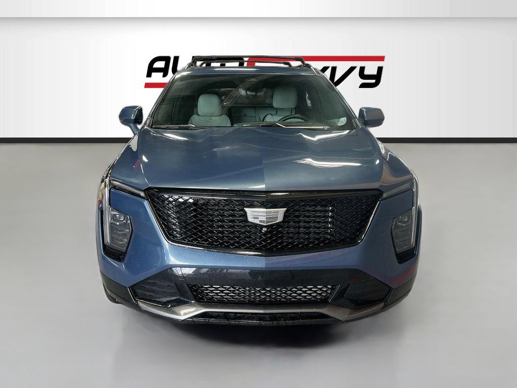 Used 2024 Cadillac XT4 Sport AWD/4WD image 2
