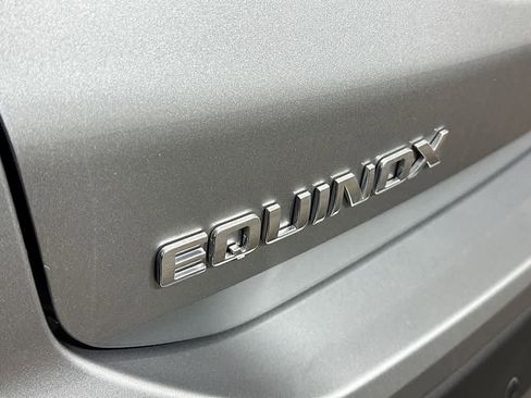 Used 2024 Chevrolet Equinox LT image 7
