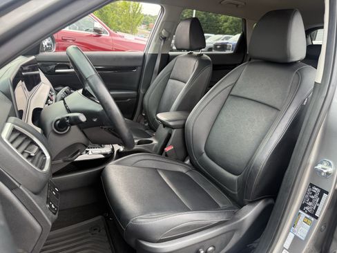 Used 2025 Kia Seltos EX FWD image 31