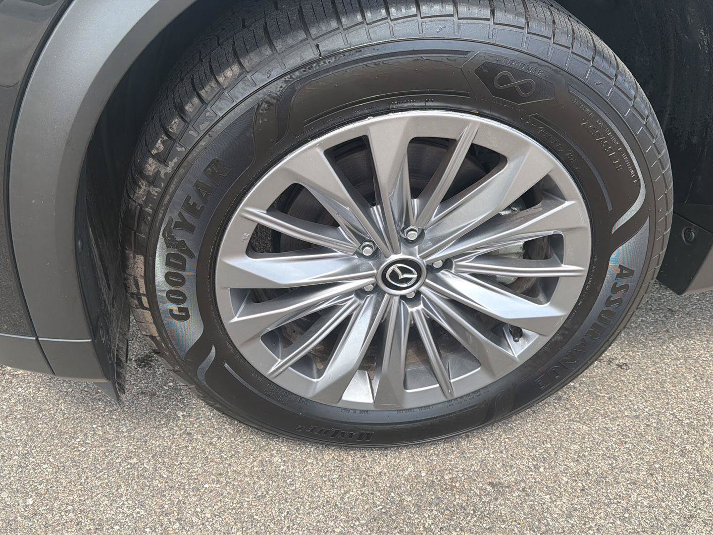 Used 2025 MAZDA CX-90 3.3 Turbo w/ Preferred Package AWD/4WD image 9