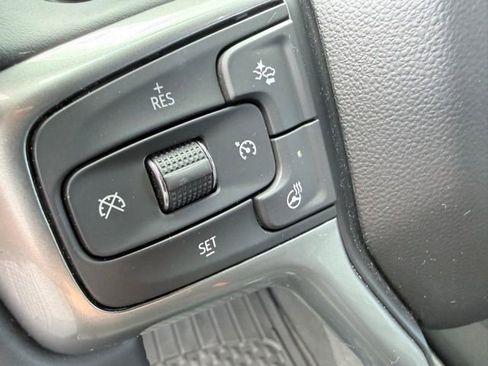 Used 2024 Chevrolet Tahoe Premier AWD/4WD image 25