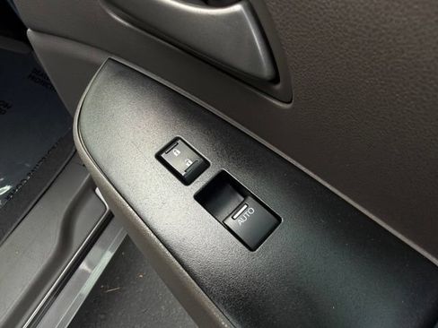 Used 2013 Honda Odyssey Touring image 17