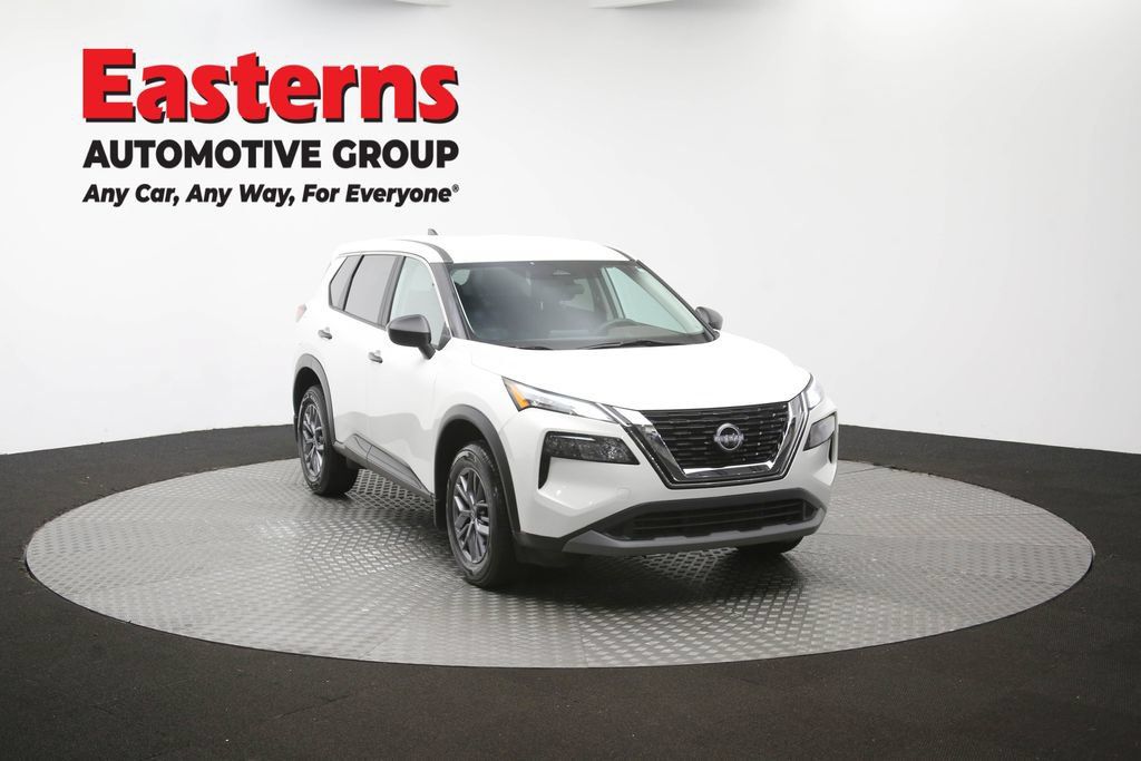 Used 2023 Nissan Rogue S AWD/4WD image 53