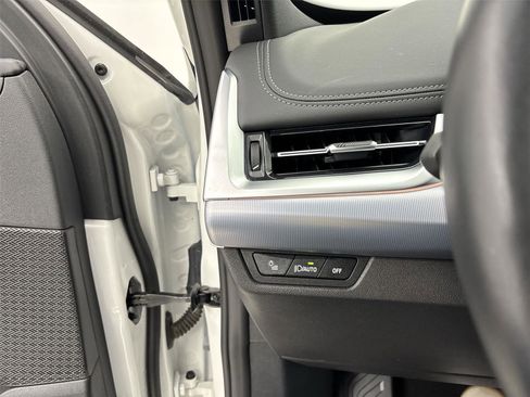 Used 2025 BMW X1 xDrive28i w/ Convenience Package image 31