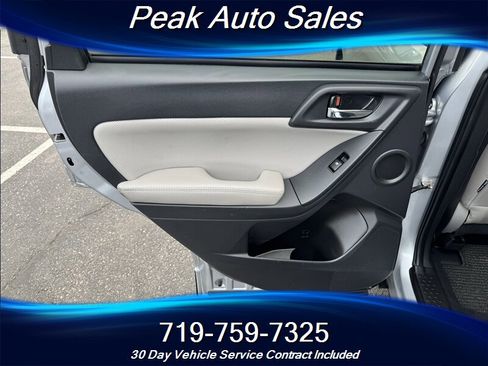 Used 2014 Subaru Forester 2.5i Touring image 28