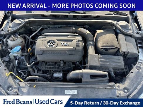 Used 2017 Volkswagen Jetta GLI FWD image 11