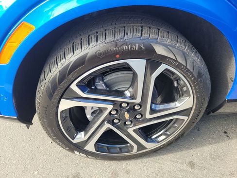 New 2026 Chevrolet Equinox EV LT image 33