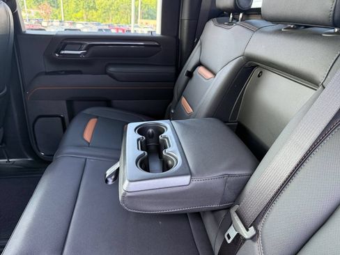 Used 2026 GMC Sierra 2500 AT4 w/ AT4 Premium Plus Package AWD/4WD image 39