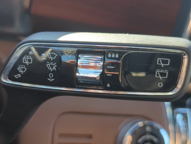 Used 2023 Lincoln Navigator L Reserve AWD/4WD image 32