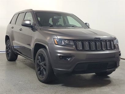 Used 2019 Jeep Grand Cherokee Altitude