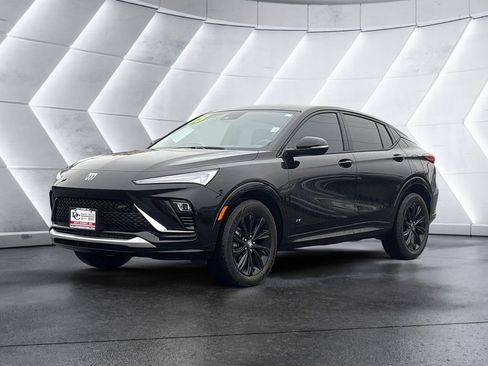 Used 2025 Buick Envista Sport Touring w/ Convenience I Package image 1