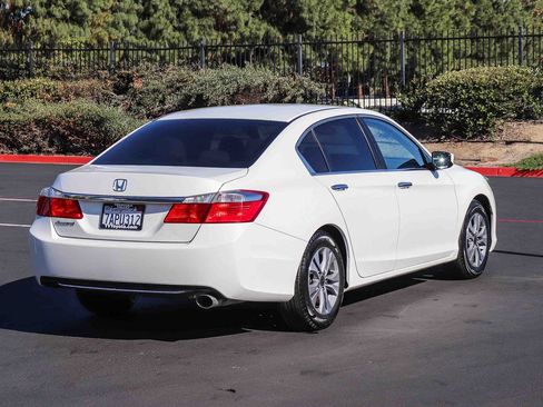 Used 2013 Honda Accord LX image 7