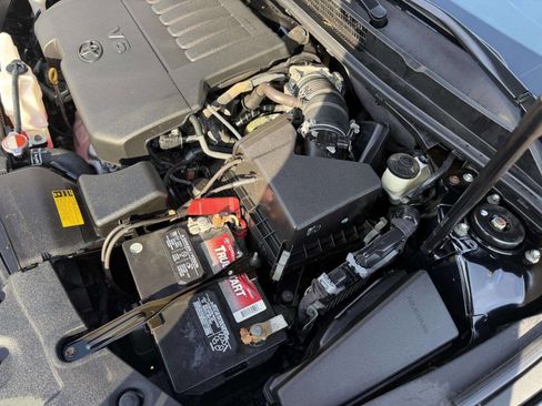 Used 2015 Toyota Avalon XLE image 29