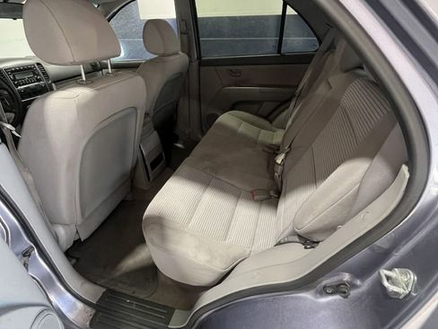 Used 2009 Kia Sorento LX image 7