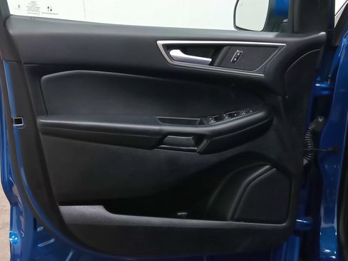 Certified 2022 Ford Edge SEL w/ Convenience Package AWD/4WD image 19