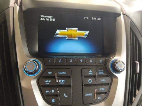 Used 2017 Chevrolet Equinox LS AWD/4WD image 25