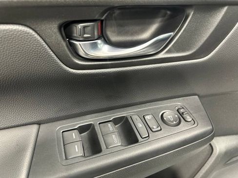 Certified 2025 Honda CR-V EX image 24