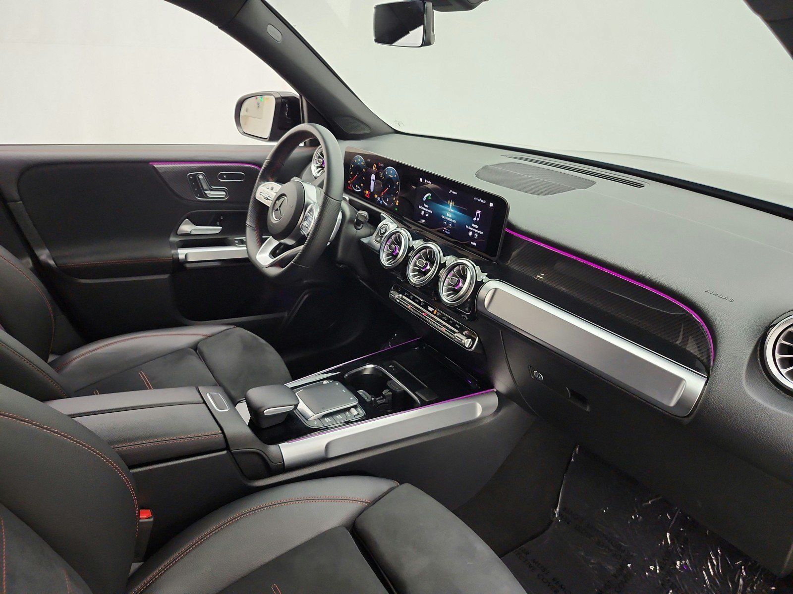 Used 2023 Mercedes-Benz GLB 250 image 20