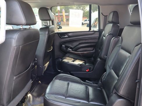 Used 2018 Chevrolet Suburban LT AWD/4WD image 22