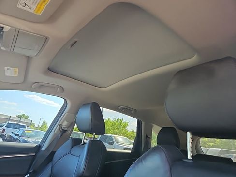 Used 2017 Acura MDX FWD w/ Technology Package image 16