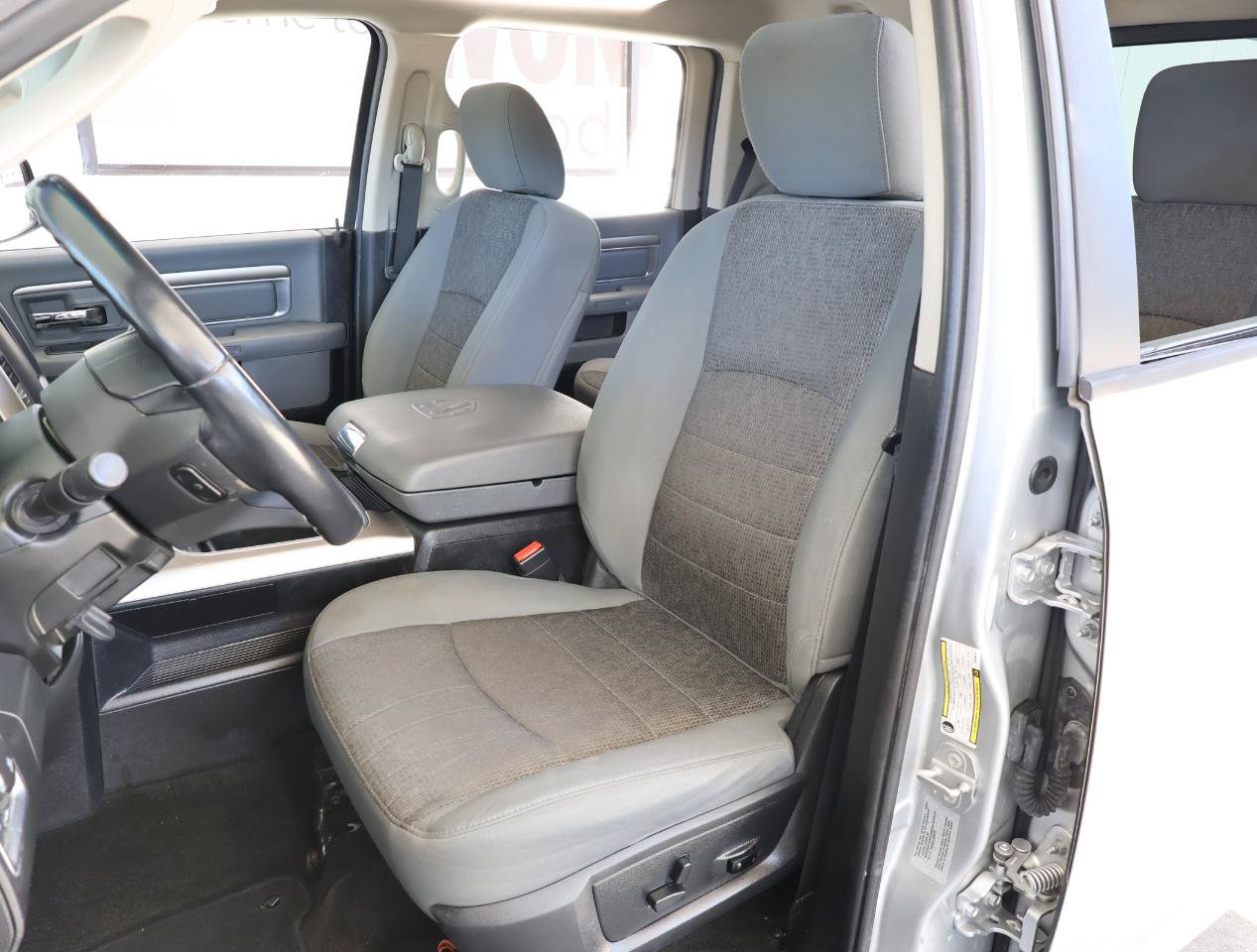 Used 2016 RAM 1500 Lone Star RWD image 14