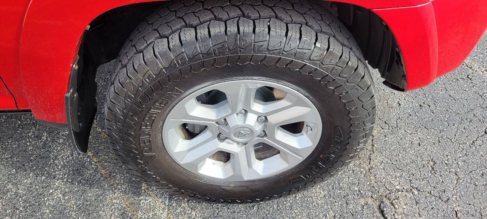 Used 2018 Toyota 4Runner SR5 Premium AWD/4WD image 10
