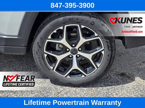 Used 2025 Jeep Compass Limited AWD/4WD image 11