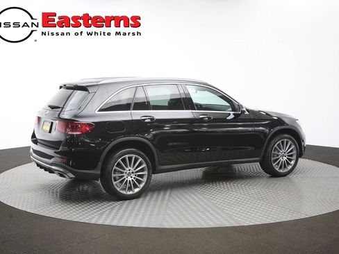 Used 2022 Mercedes-Benz GLC 300 4MATIC w/ AMG Line image 44