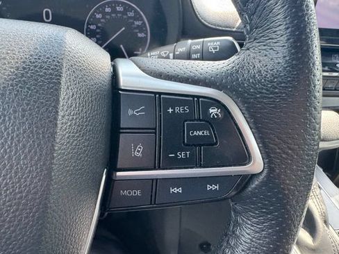 Used 2021 Toyota Sienna Limited AWD/4WD image 29