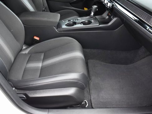 Used 2022 Honda Civic Sport image 7