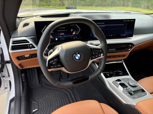 Used 2026 BMW 430i Convertible w/ Premium Package RWD image 8