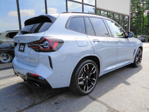 Used 2024 BMW X3 M40i w/ Premium Package image 5