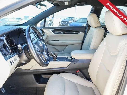 Used 2019 Cadillac XT5 FWD image 13