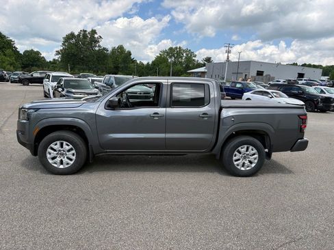 Used 2023 Nissan Frontier SV w/ Tow Package AWD/4WD image 2