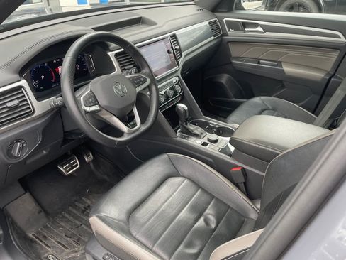 Used 2021 Volkswagen Atlas Cross Sport SEL Premium R-Line image 9