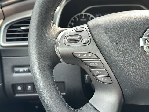 Used 2019 Nissan Murano Platinum AWD/4WD image 17