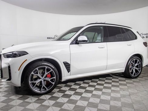 Used 2025 BMW X5 sDrive40i w/ M Sport Package RWD image 9