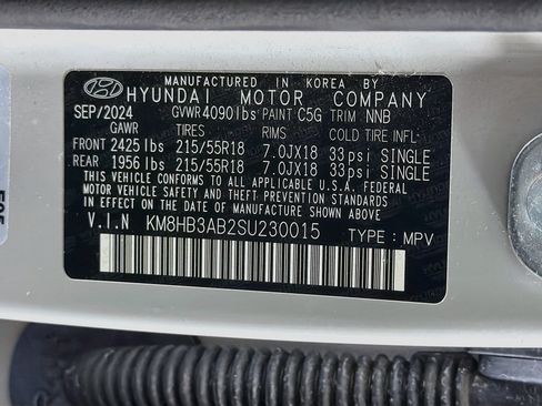 Used 2025 Hyundai Kona SEL FWD image 12
