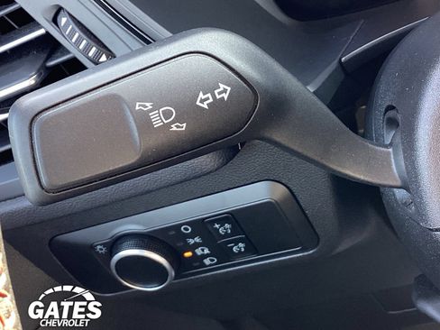 Used 2025 Ford Escape ST-Line AWD/4WD image 21