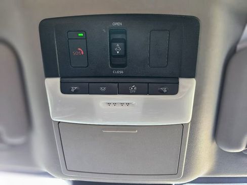 Certified 2024 Nissan Sentra SR w/ SR Premium Package image 25