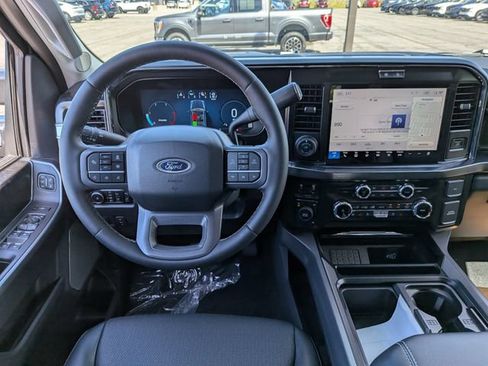 New 2026 Ford F350 4x4 Crew Cab DRW Super Duty image 25