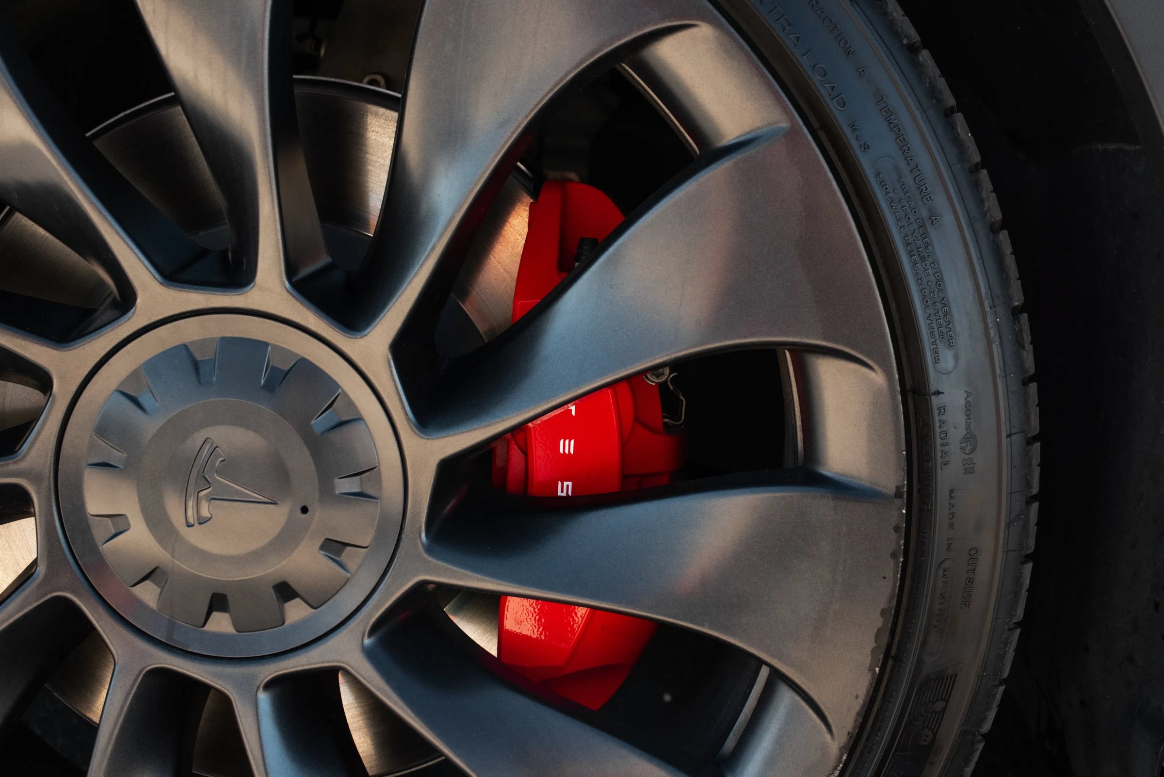 Used 2022 Tesla Model Y Performance AWD/4WD image 40