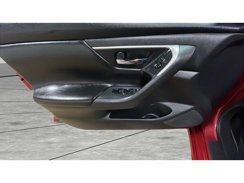 Used 2017 Nissan Altima 2.5 SV FWD image 10