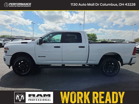 New 2026 RAM 2500 Big Horn AWD/4WD image 4