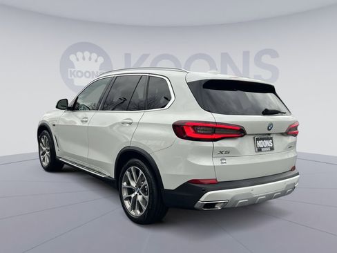 Used 2022 BMW X5 xDrive45e w/ Executive Package image 4