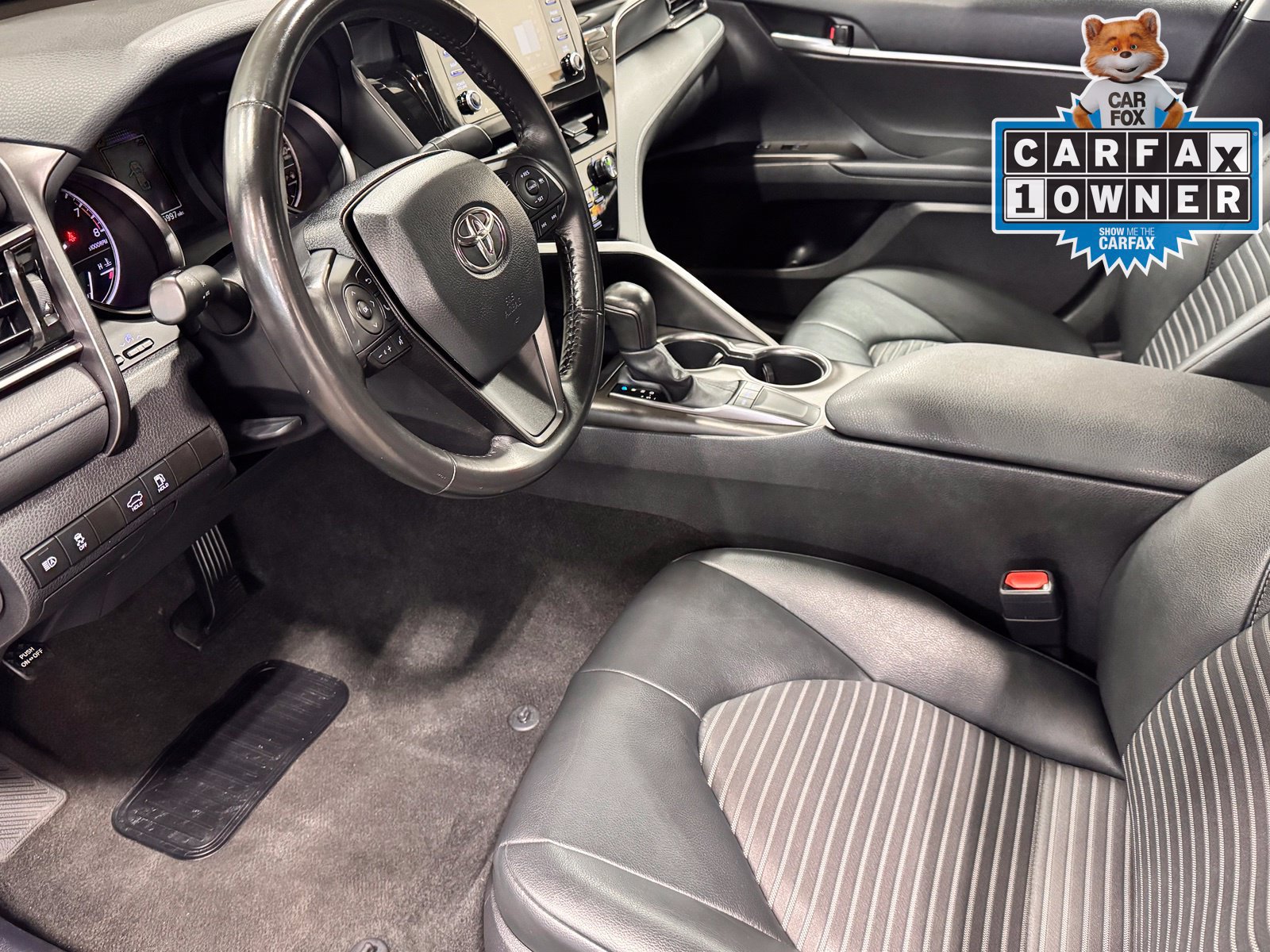 Used 2024 Toyota Camry SE FWD image 16
