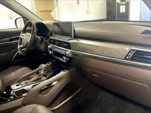 Used 2020 Kia Telluride SX image 14