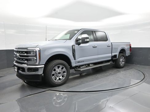 New 2026 Ford F250 Lariat w/ Chrome Package image 20