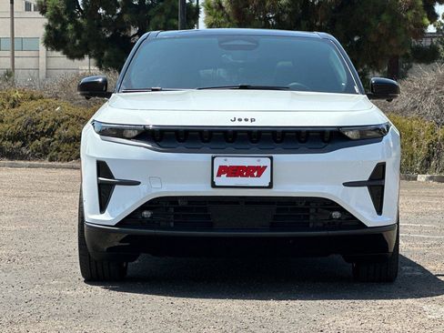 New 2025 Jeep Wagoneer S Limited image 2